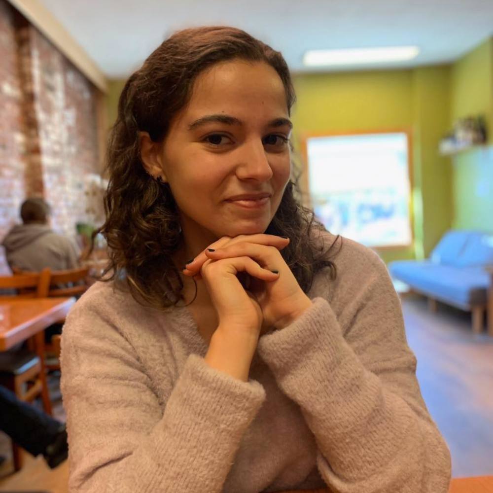 Meet your Posher, Michaela